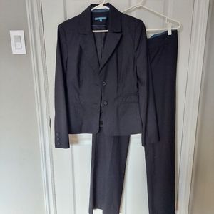 Smart Set Black Blue/White Stripes Pants Suits 2-PC Set, Size 7/9 Career Office